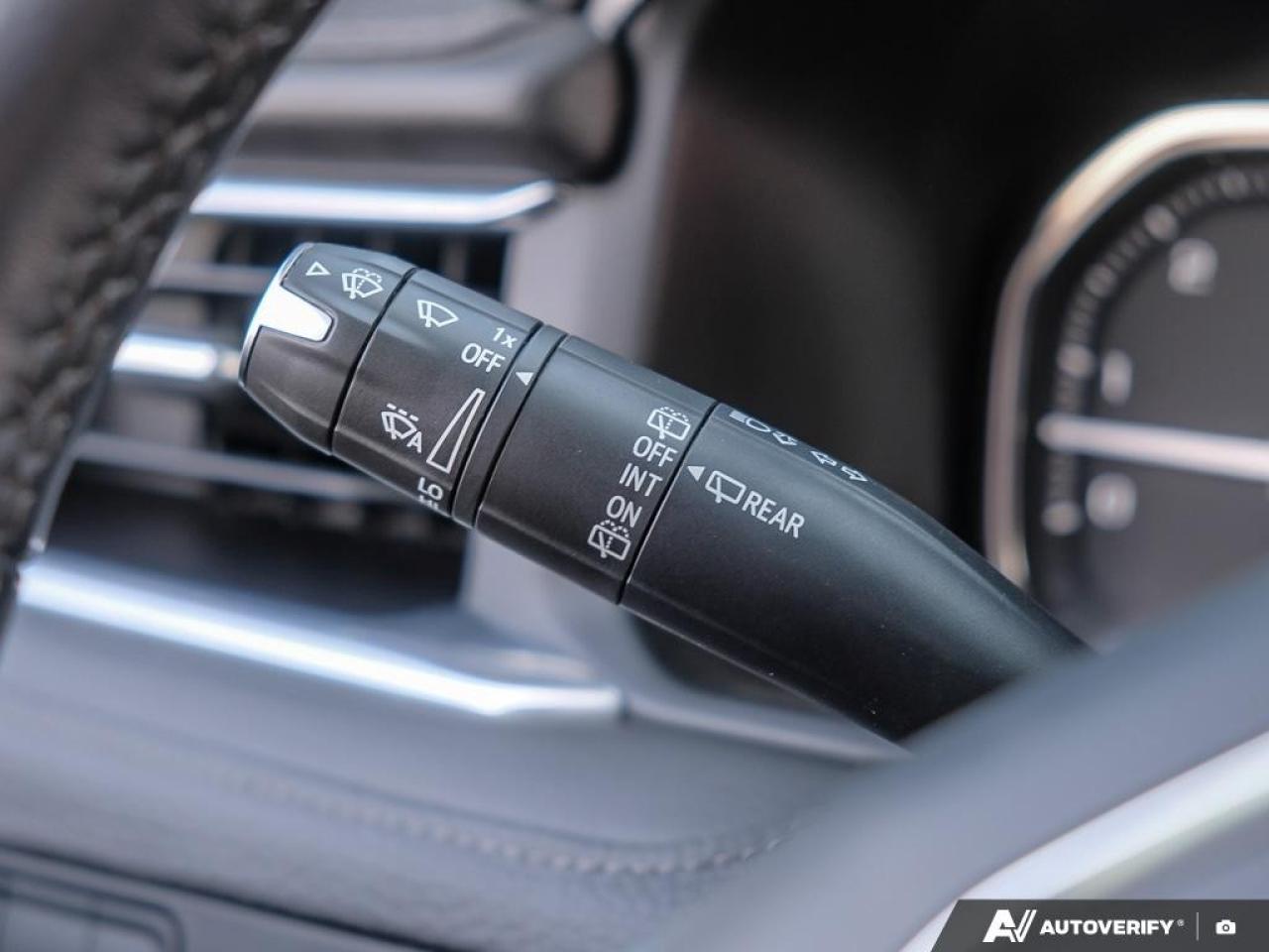 2021 GMC Yukon 4WD 4dr Denali Photo