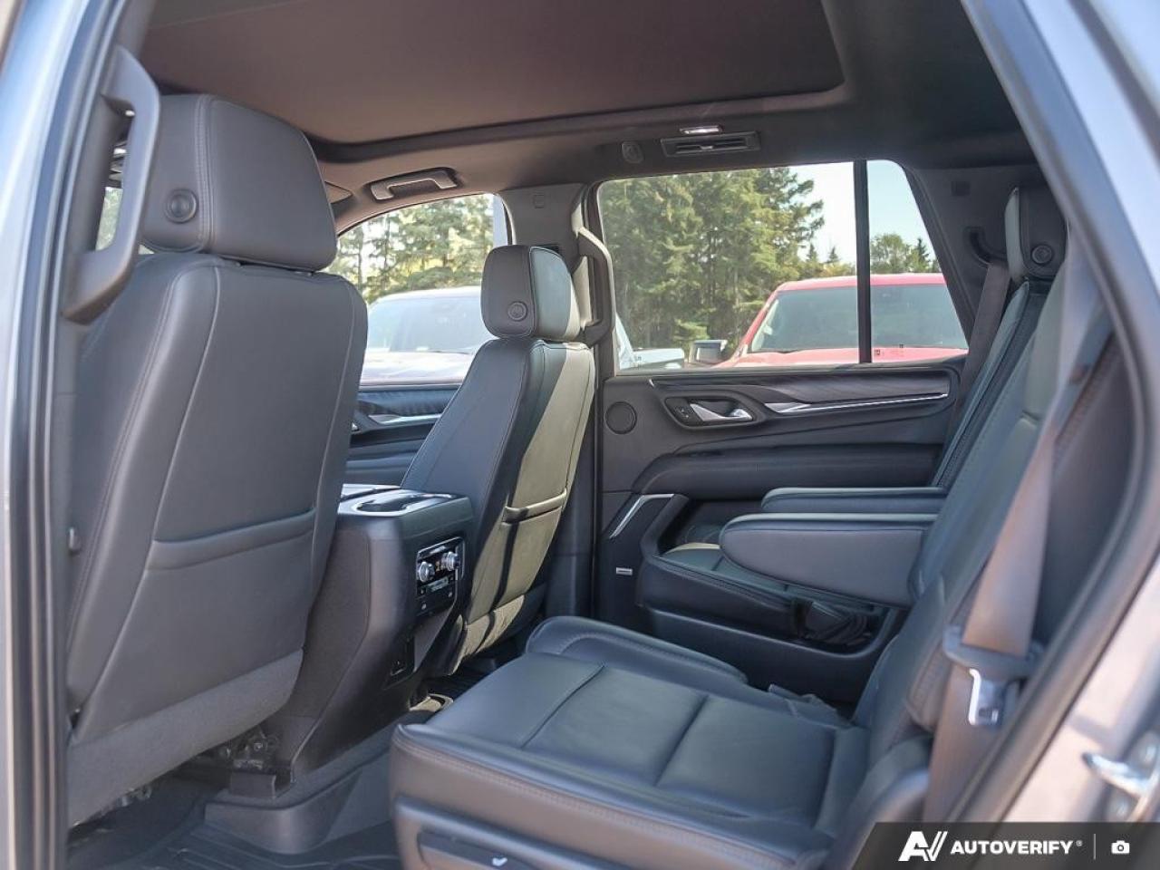 2021 GMC Yukon 4WD 4dr Denali Photo