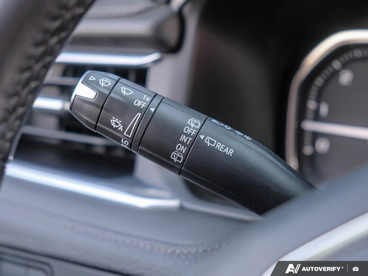 2021 GMC Yukon 4WD 4dr Denali Photo