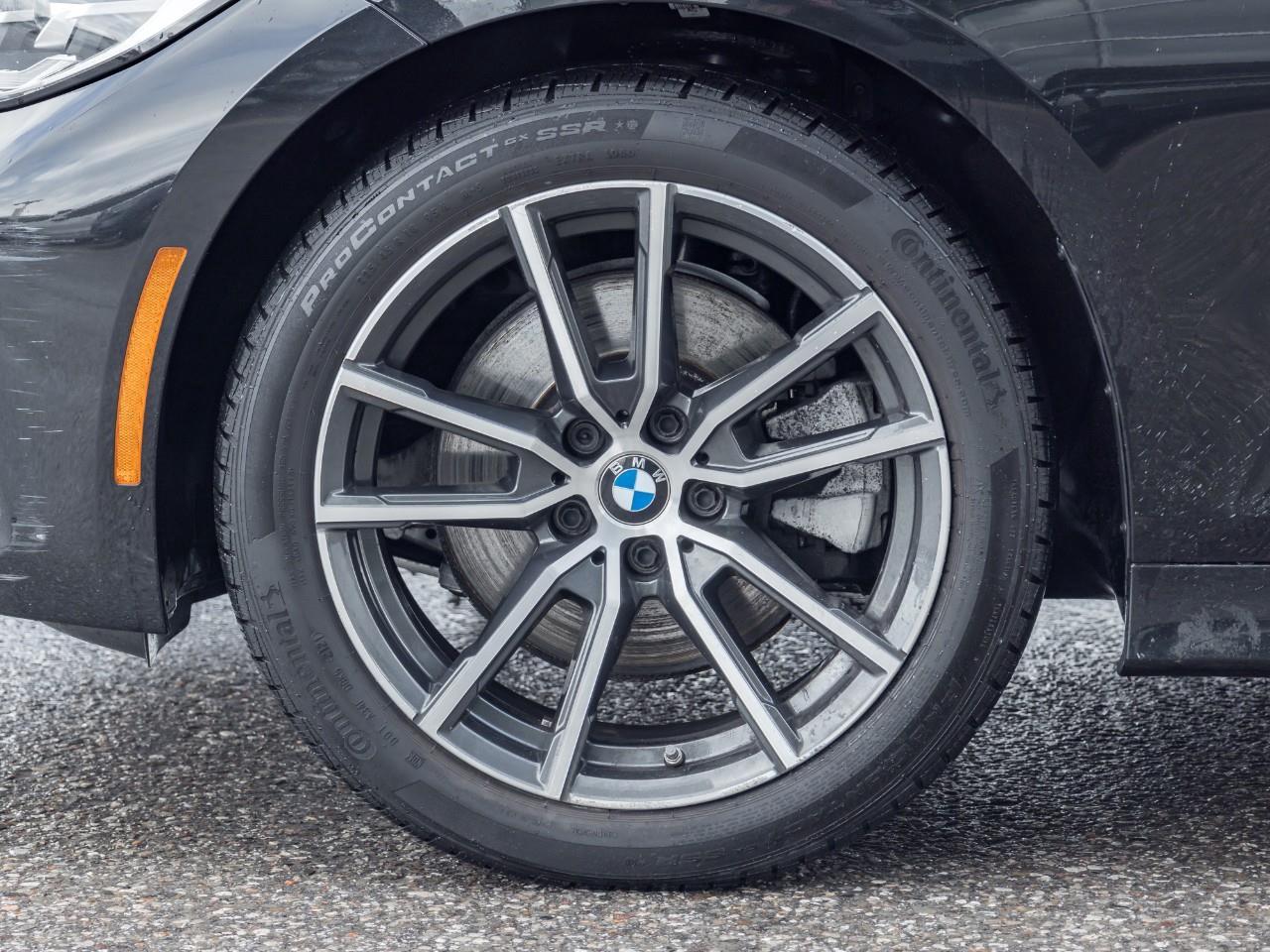 2022 BMW 330 i xDrive 4dr All-Wheel Drive Sedan Photo3