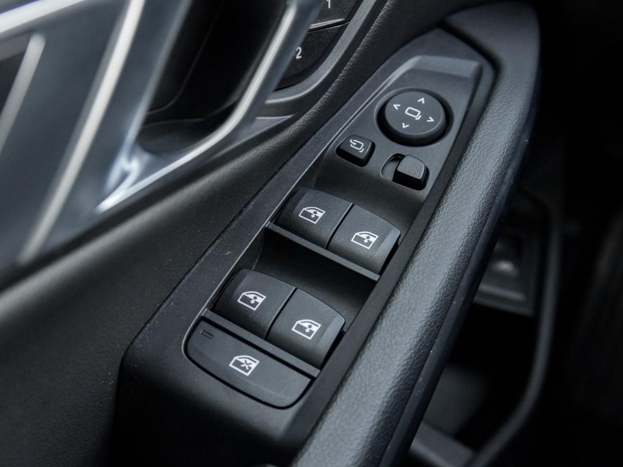 2022 BMW 330 i xDrive 4dr All-Wheel Drive Sedan Photo