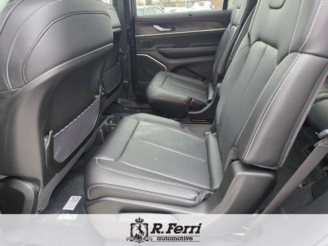 2025 Jeep Grand Cherokee L Limited 4dr 4x4 Photo