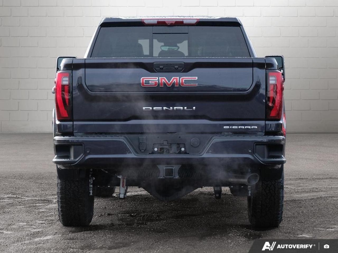 2026 GMC SIERRA 2500HD Crew Cab Standard Box 4-Wheel Drive Denali Photo