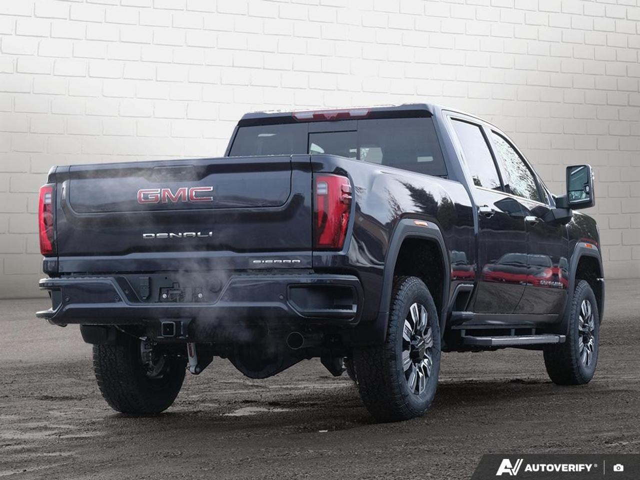 2026 GMC SIERRA 2500HD Crew Cab Standard Box 4-Wheel Drive Denali Photo4