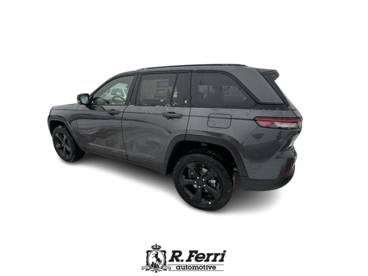 2025 Jeep Grand Cherokee Laredo 4dr 4x4 Photo