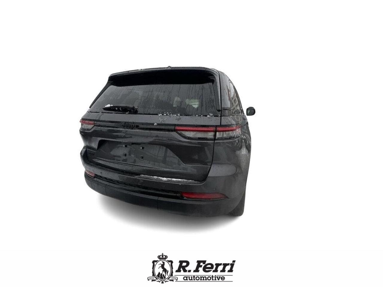 2025 Jeep Grand Cherokee Laredo 4dr 4x4 Photo