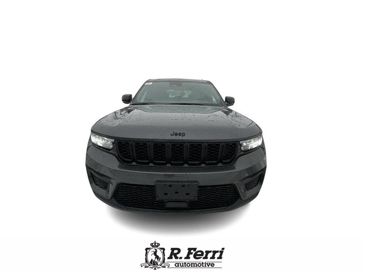 2025 Jeep Grand Cherokee Laredo 4dr 4x4 Photo3