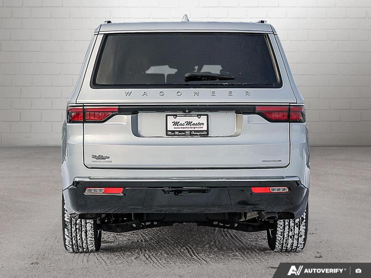 2022 Jeep Wagoneer Series III 4x4 Photo