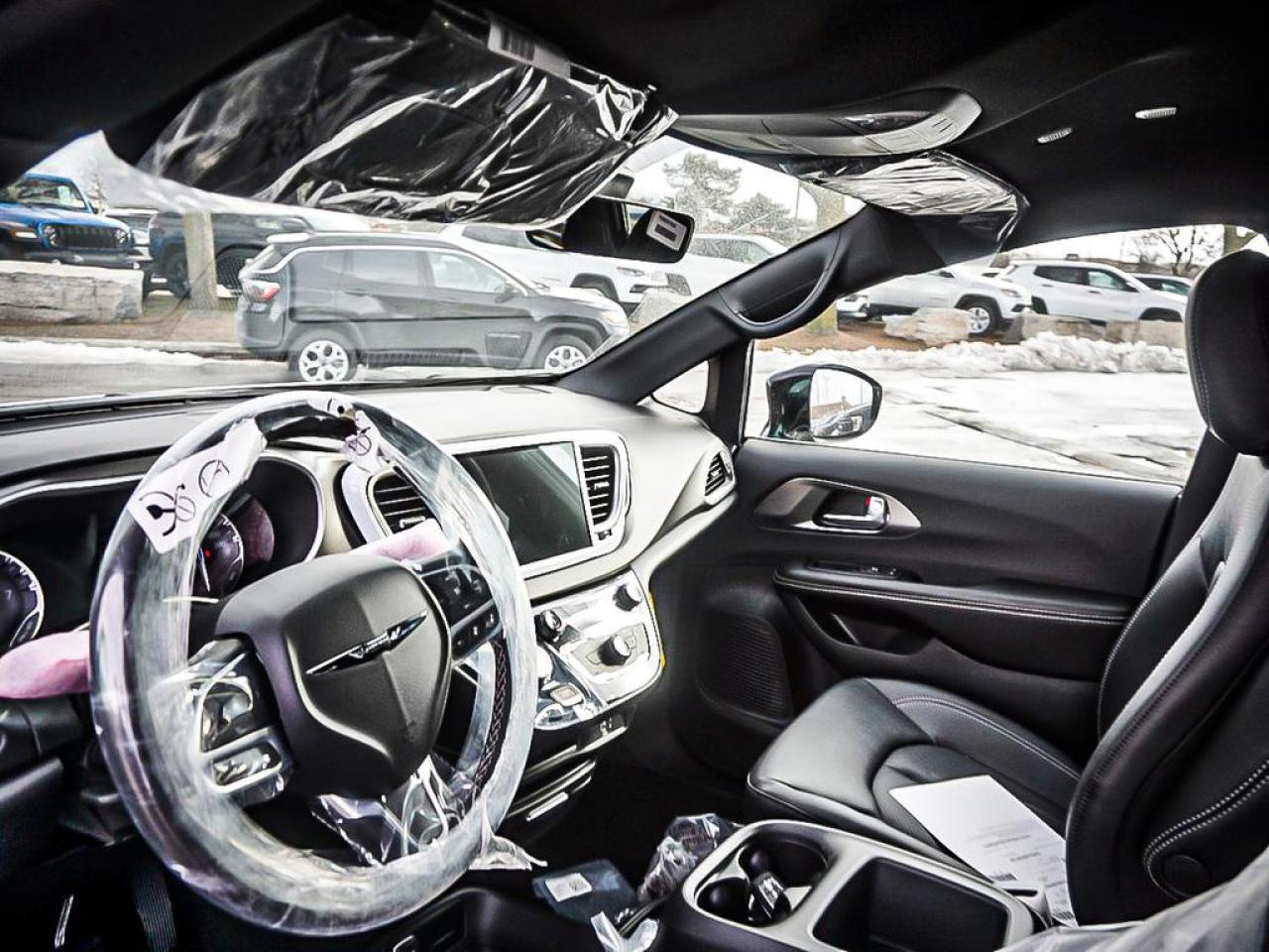 2026 Chrysler Grand Caravan  Photo