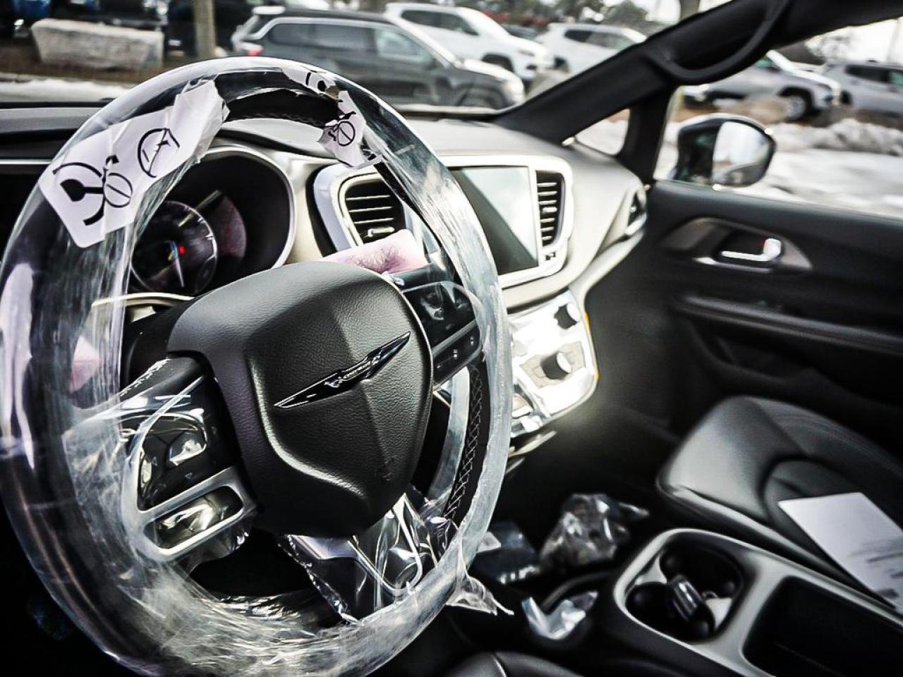 2026 Chrysler Grand Caravan  Photo