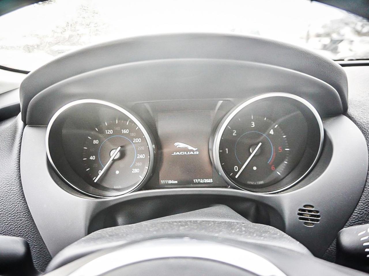 2018 Jaguar F-PACE  Photo