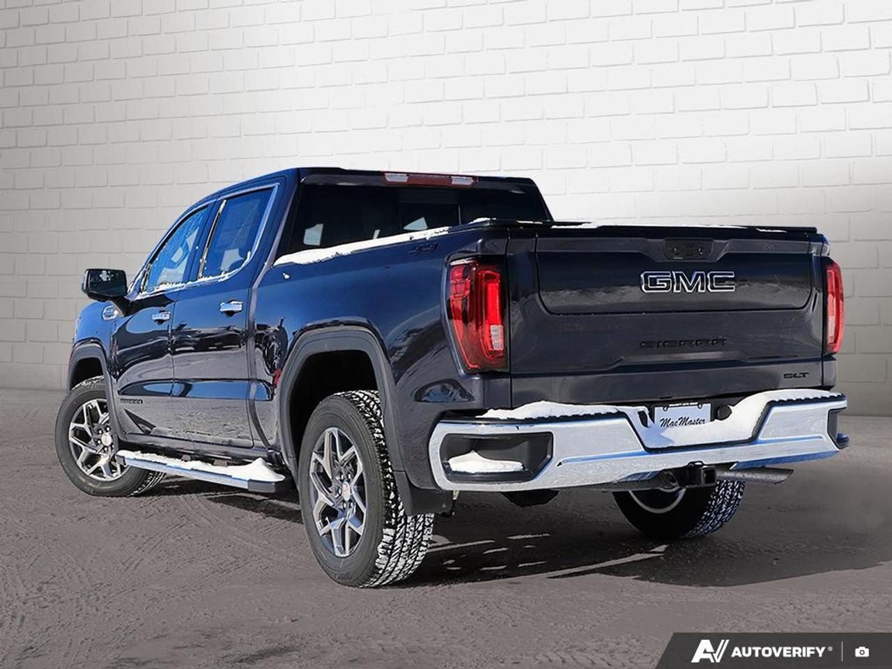 2026 GMC Sierra 1500 Crew Cab Short Box 4-Wheel Drive SLT Photo