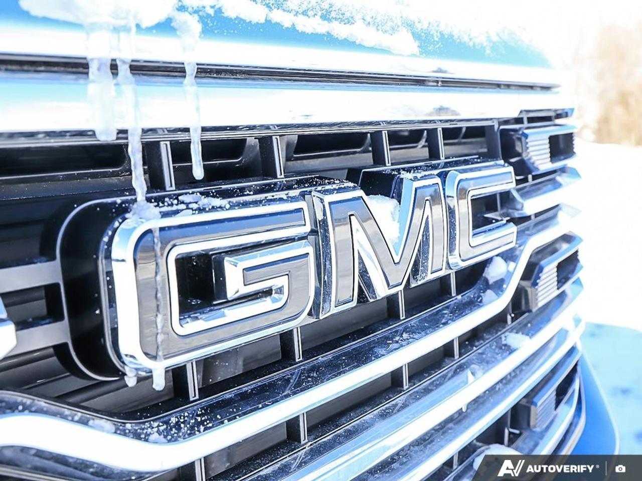 2026 GMC Sierra 1500 Crew Cab Short Box 4-Wheel Drive SLT Photo