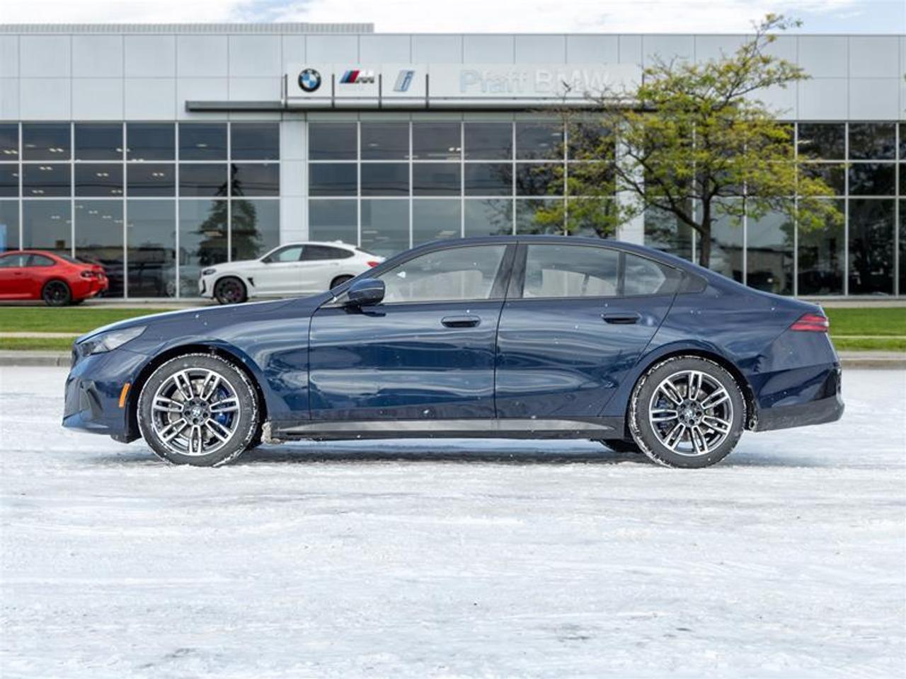 2026 BMW 530 i xDrive 4dr All-Wheel Drive Sedan Photo3