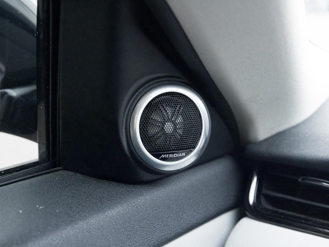 2024 Land Rover Range Rover Evoque Dynamic SE All-Wheel Drive Photo