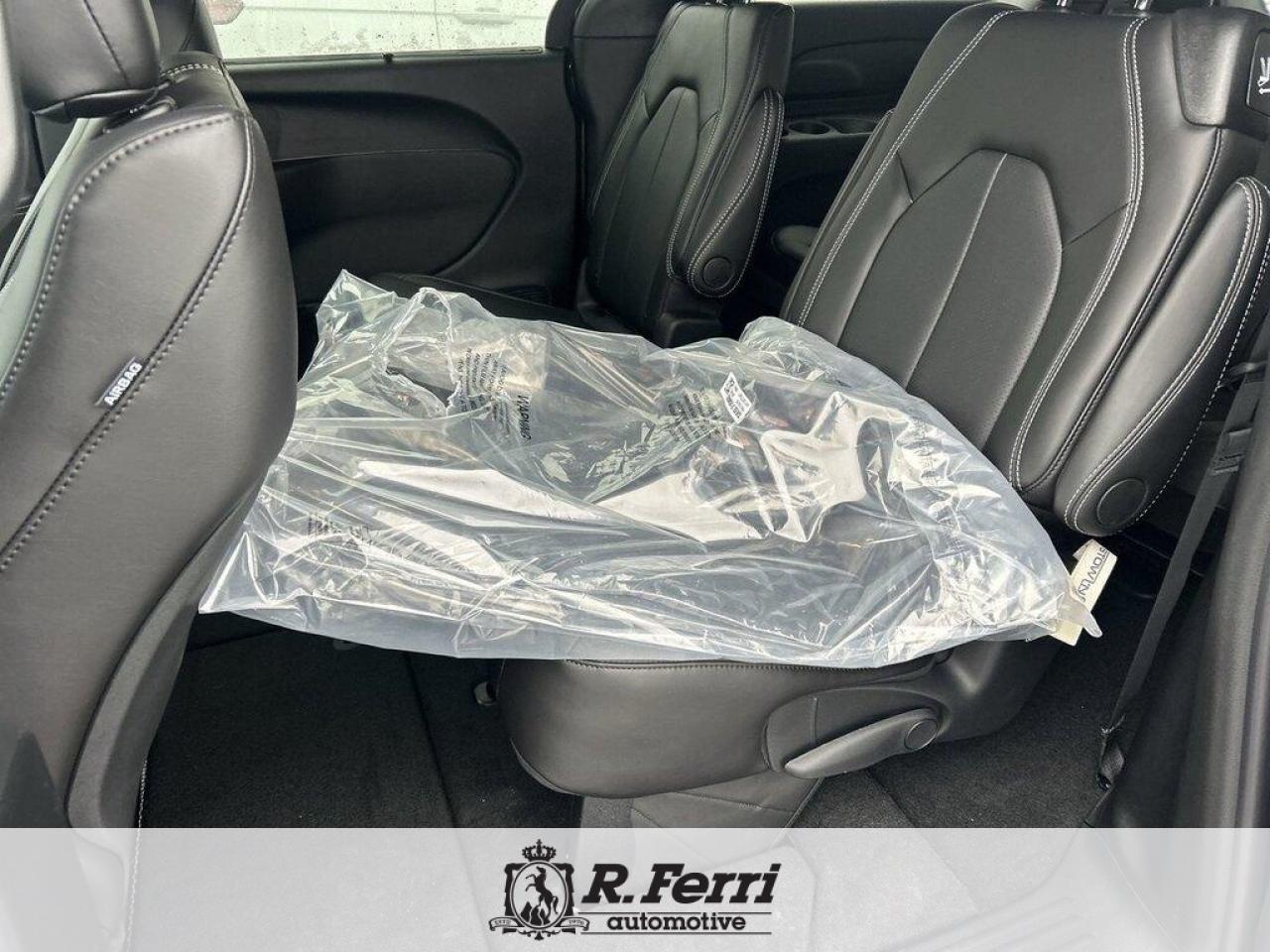 2026 Chrysler Grand Caravan SXT Front-Wheel Drive Passenger Van Photo