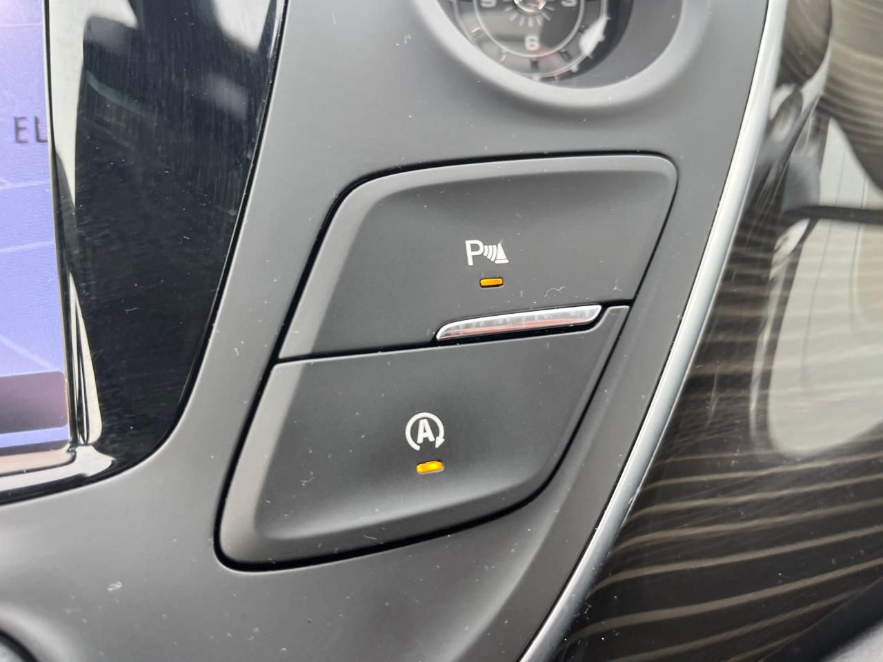 2020 Buick Envision AWD 4dr Essence Photo