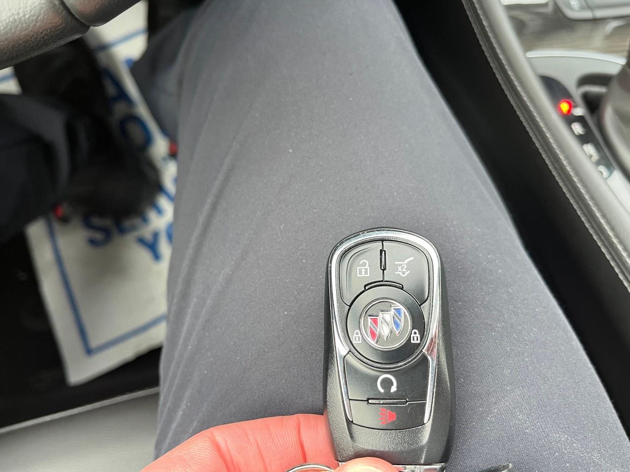 2020 Buick Envision AWD 4dr Essence Photo