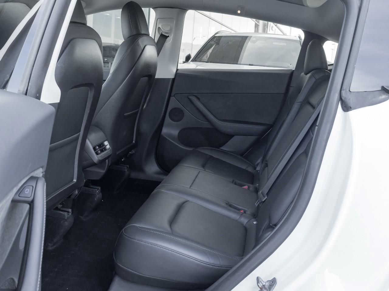 2022 Tesla Model Y Long Range 4dr All-Wheel Drive Sport Utility Photo