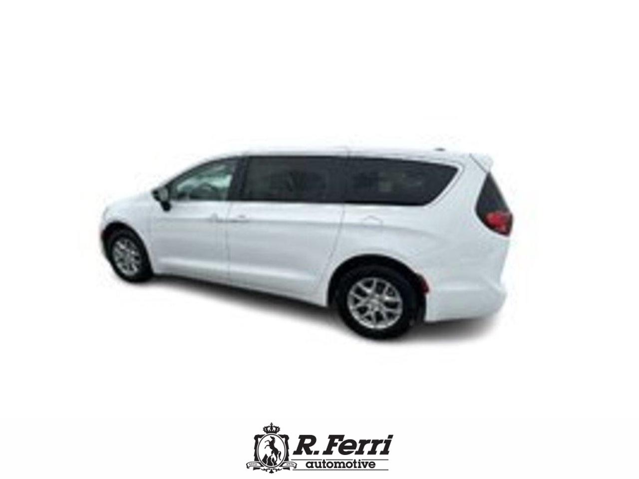 2026 Chrysler Grand Caravan SXT Front-Wheel Drive Passenger Van Photo4