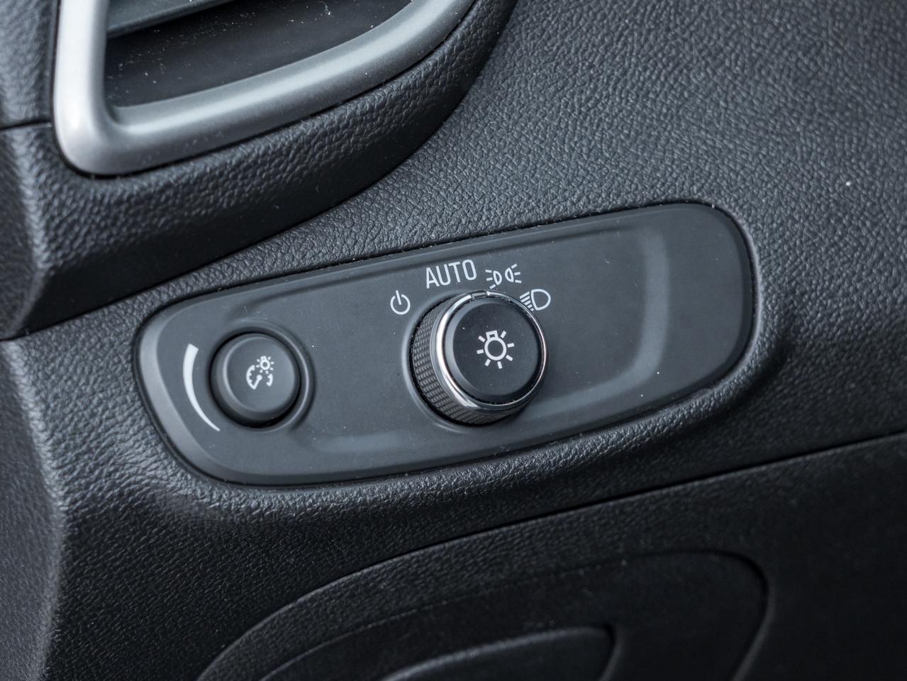 2017 Chevrolet Trax LS Front-Wheel Drive Photo