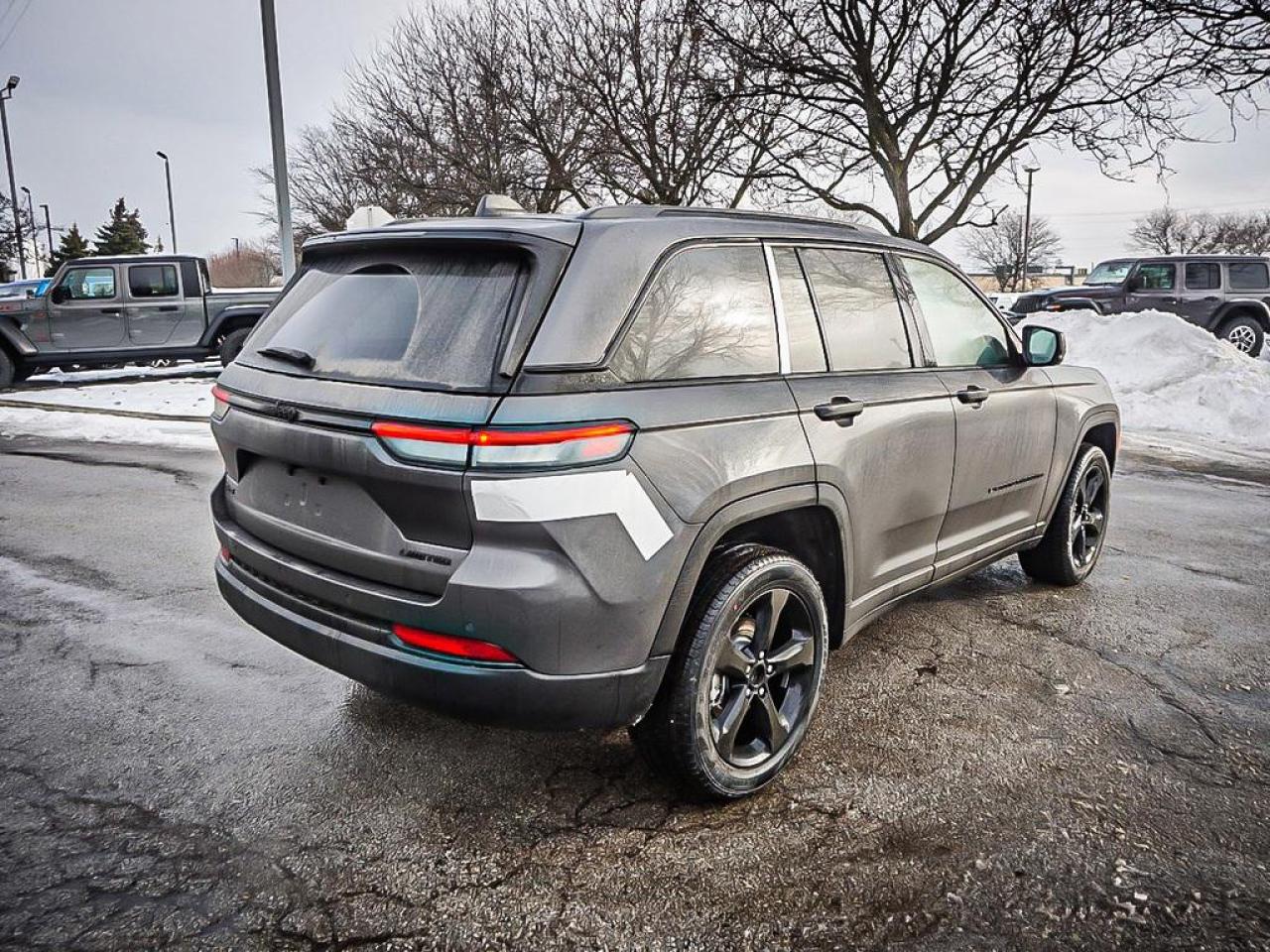 2025 Jeep Grand Cherokee  Photo