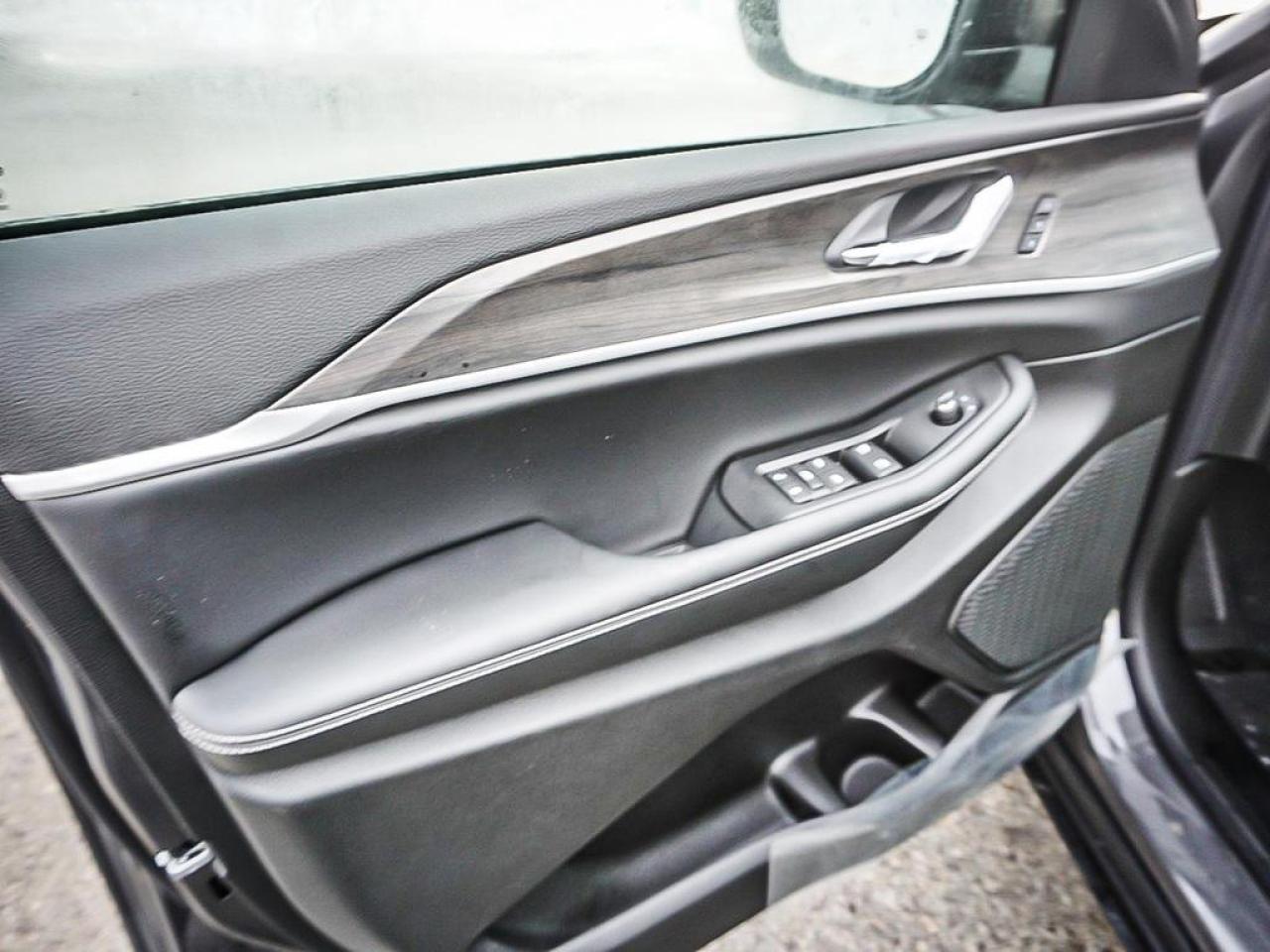 2025 Jeep Grand Cherokee  Photo