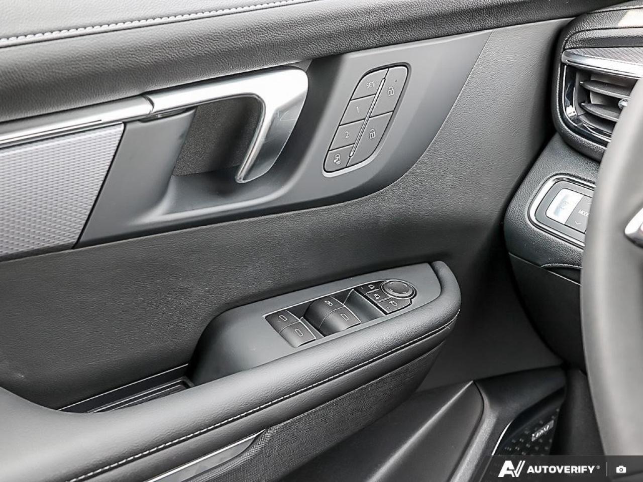 2026 Buick Enclave AWD 4dr Sport Touring Photo