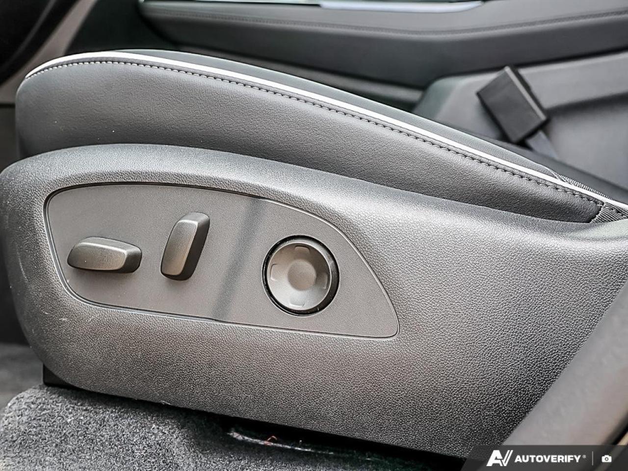 2026 Buick Enclave AWD 4dr Sport Touring Photo