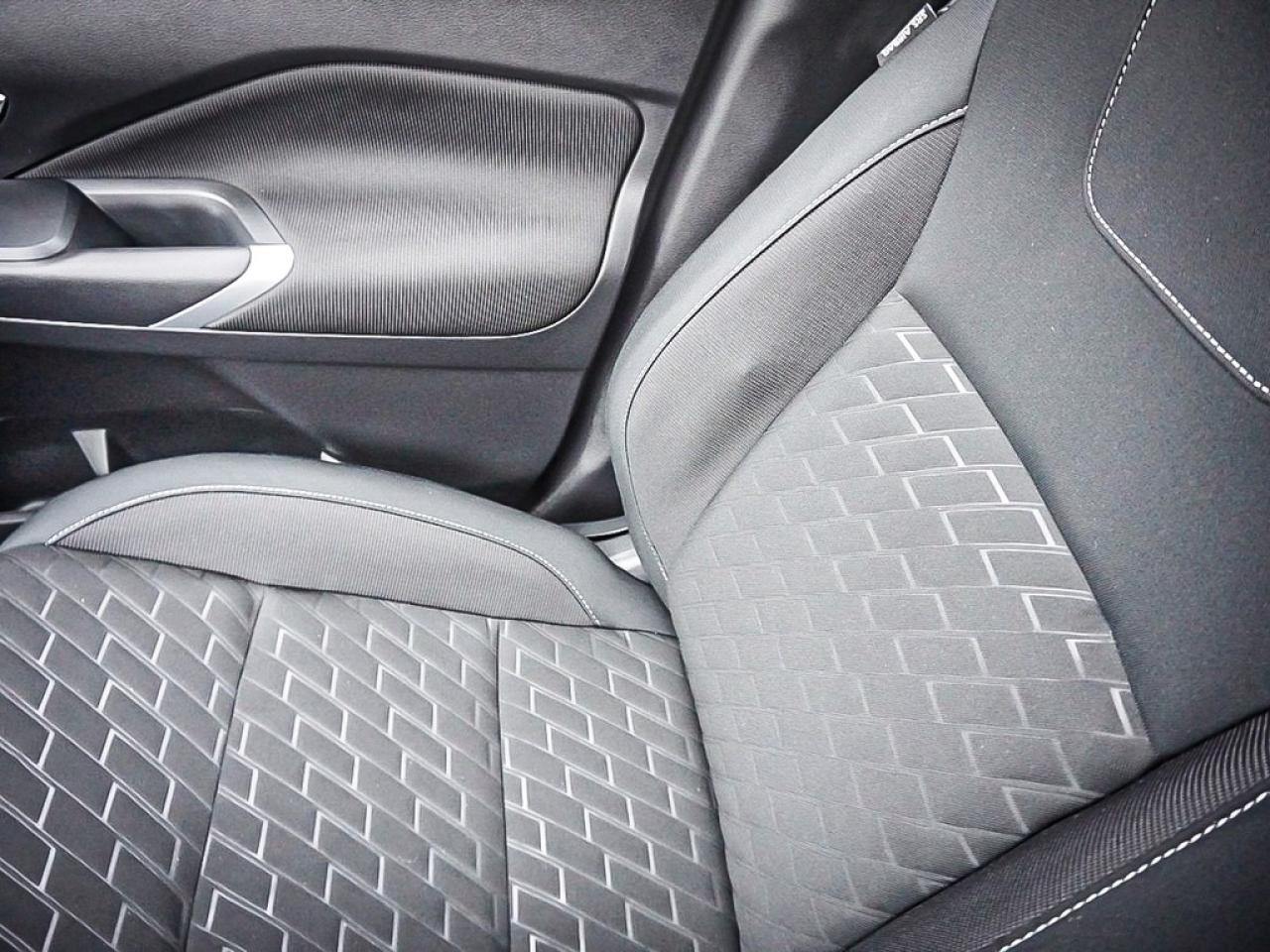 2023 Nissan Kicks  Photo