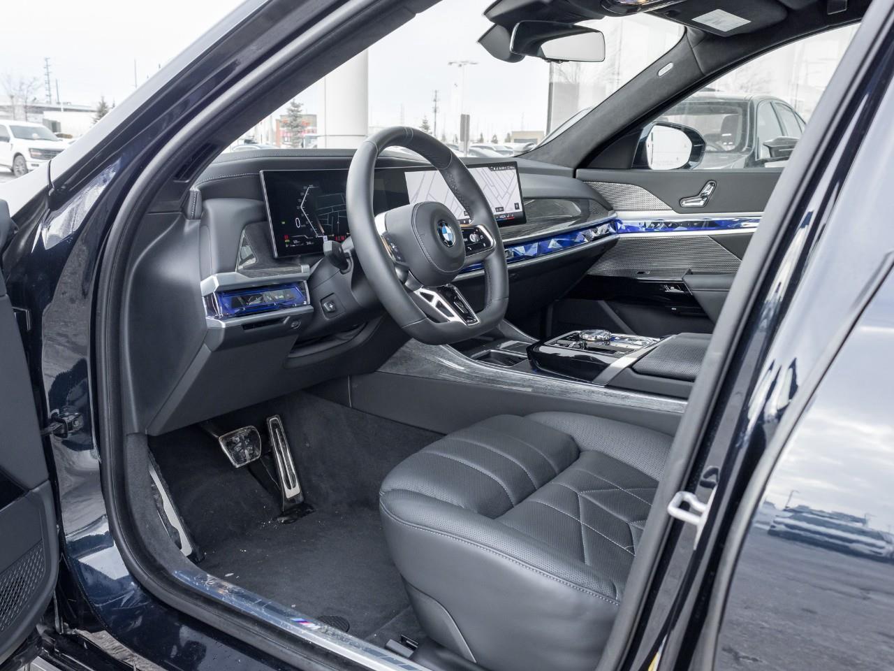 2023 BMW 760 i xDrive 4dr All-Wheel Drive Sedan Photo