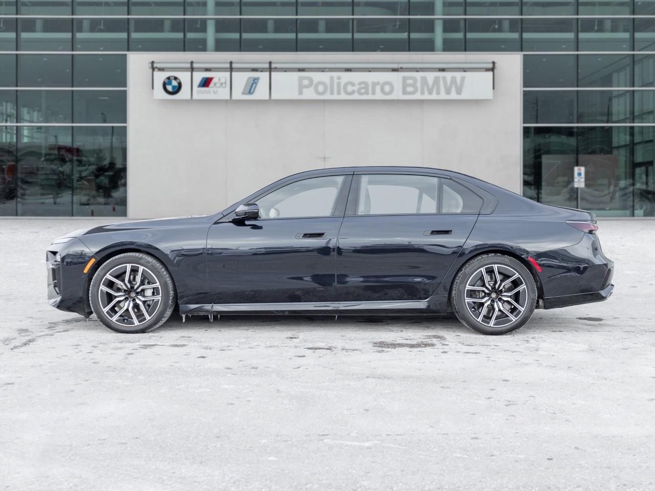 2023 BMW 760 i xDrive 4dr All-Wheel Drive Sedan Photo2