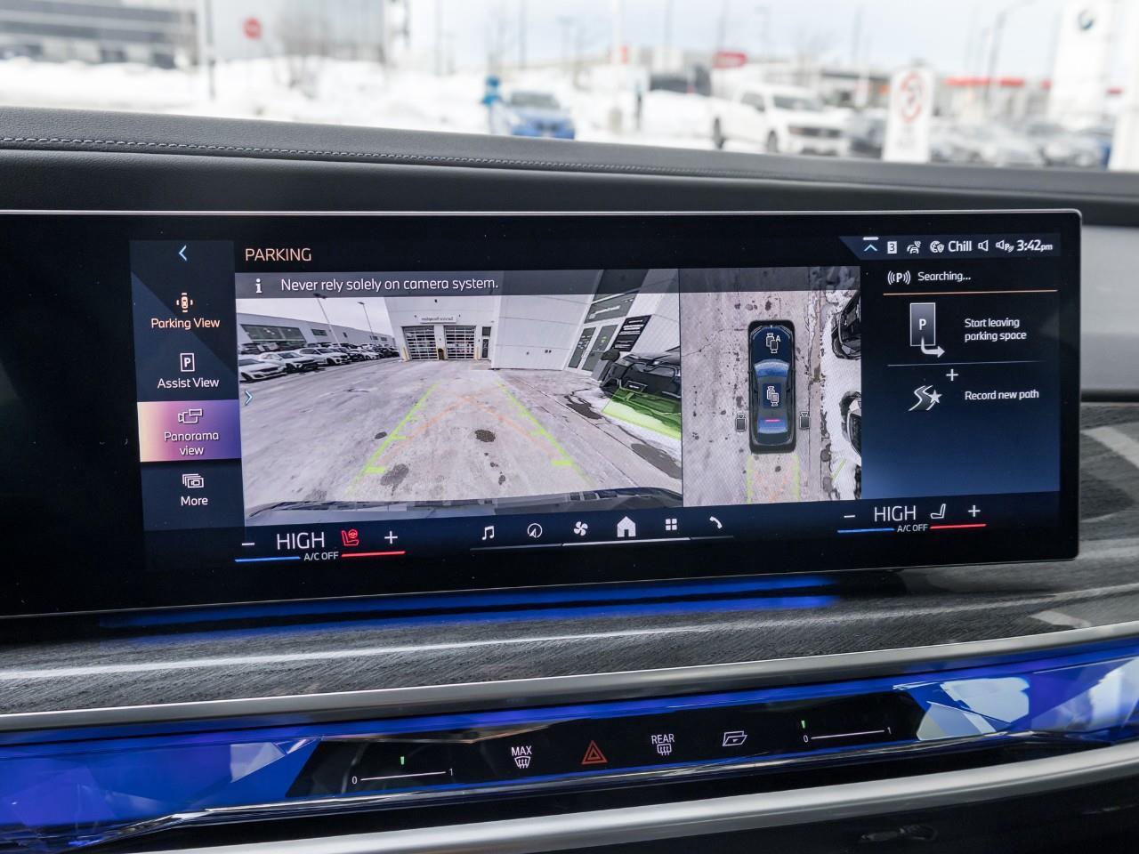 2023 BMW 760 i xDrive 4dr All-Wheel Drive Sedan Photo