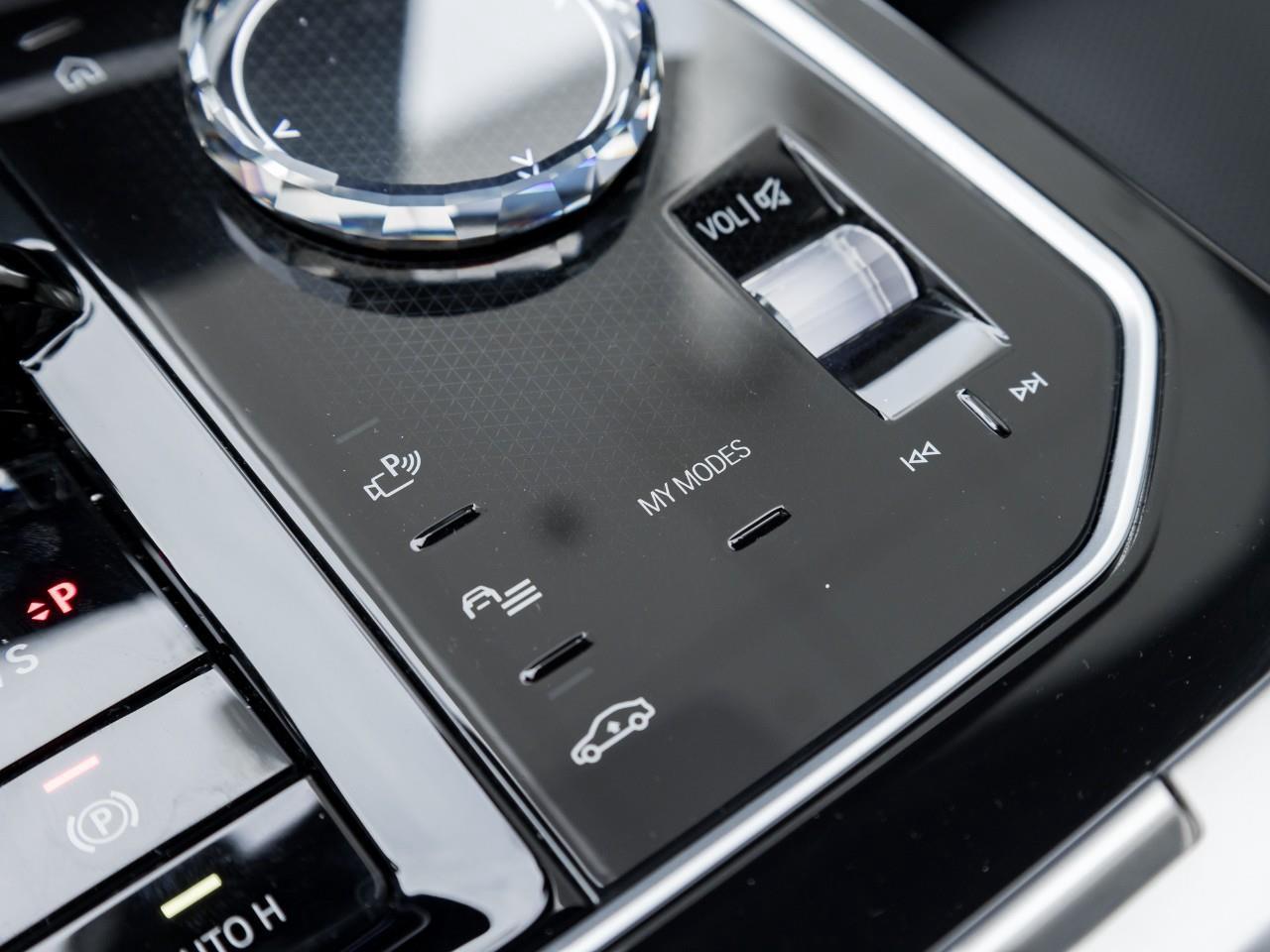 2023 BMW 760 i xDrive 4dr All-Wheel Drive Sedan Photo