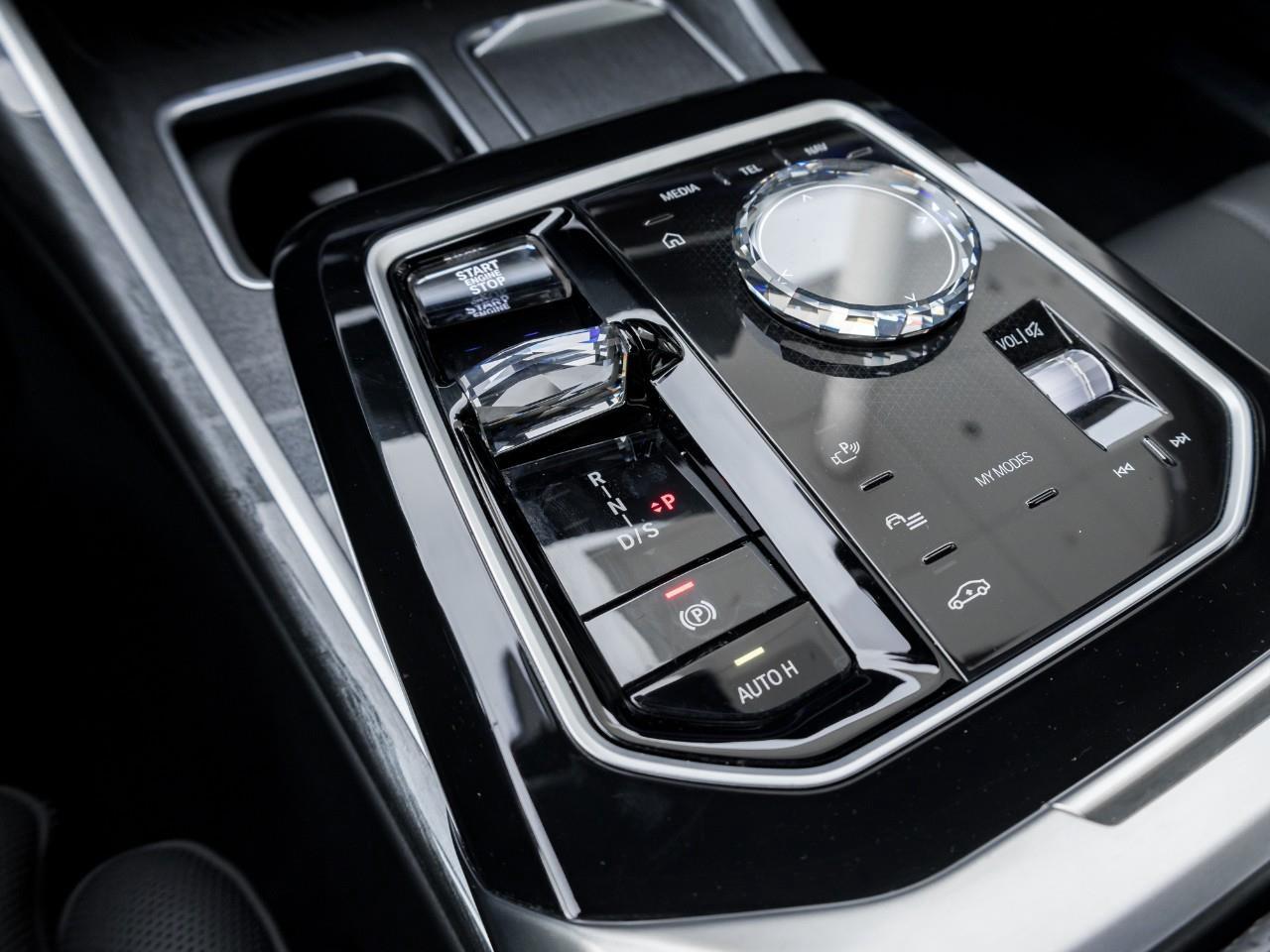 2023 BMW 760 i xDrive 4dr All-Wheel Drive Sedan Photo