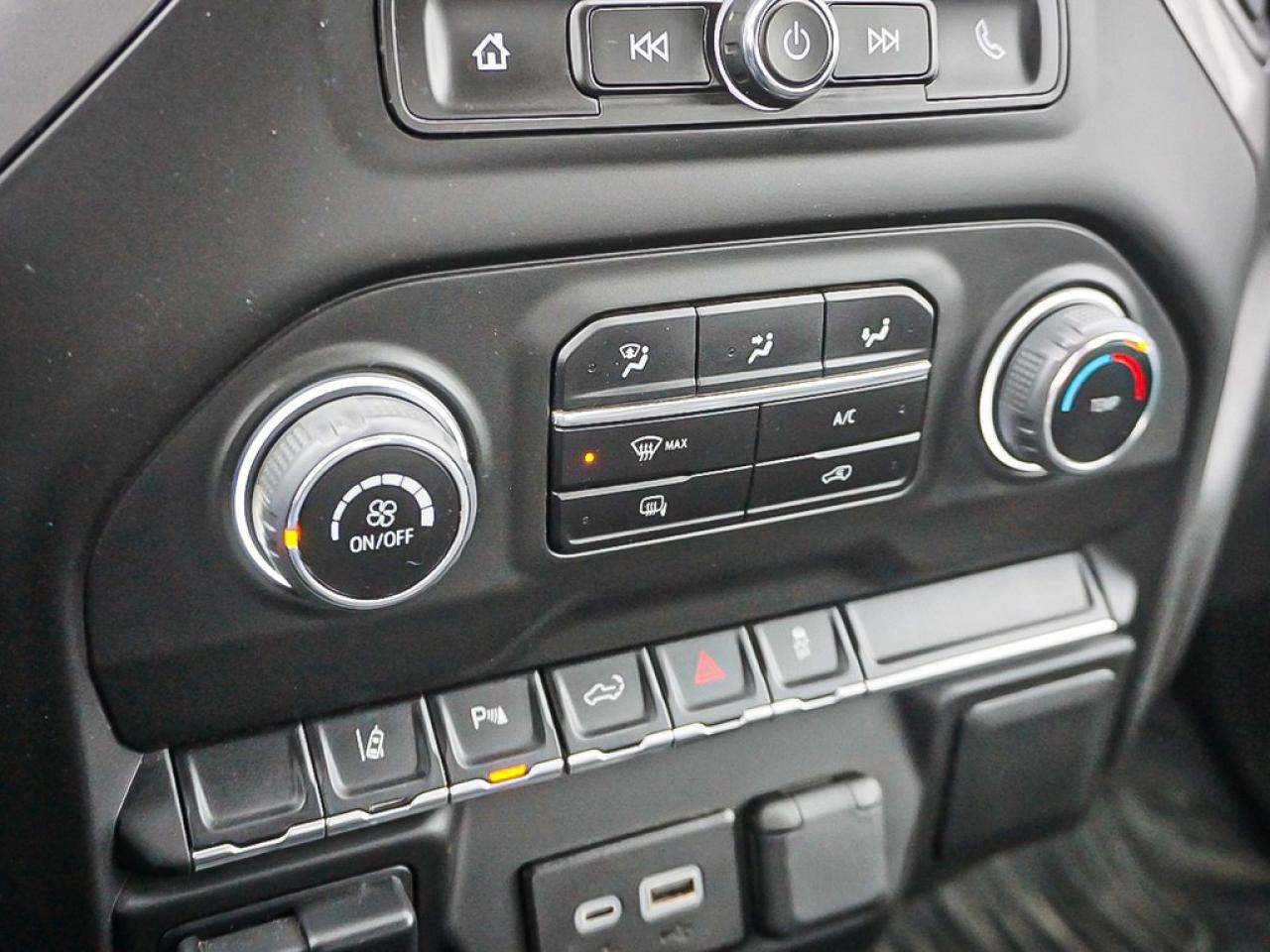 2024 Chevrolet SILVERADO 2500HD  Photo