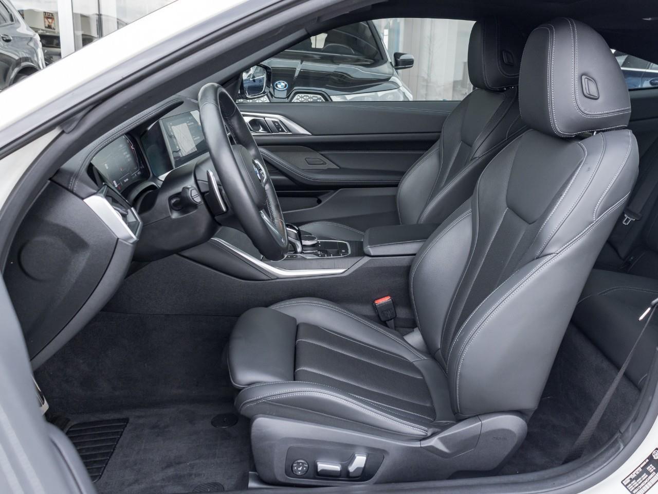 2022 BMW M440 i xDrive 2dr All-Wheel Drive Coupe Photo