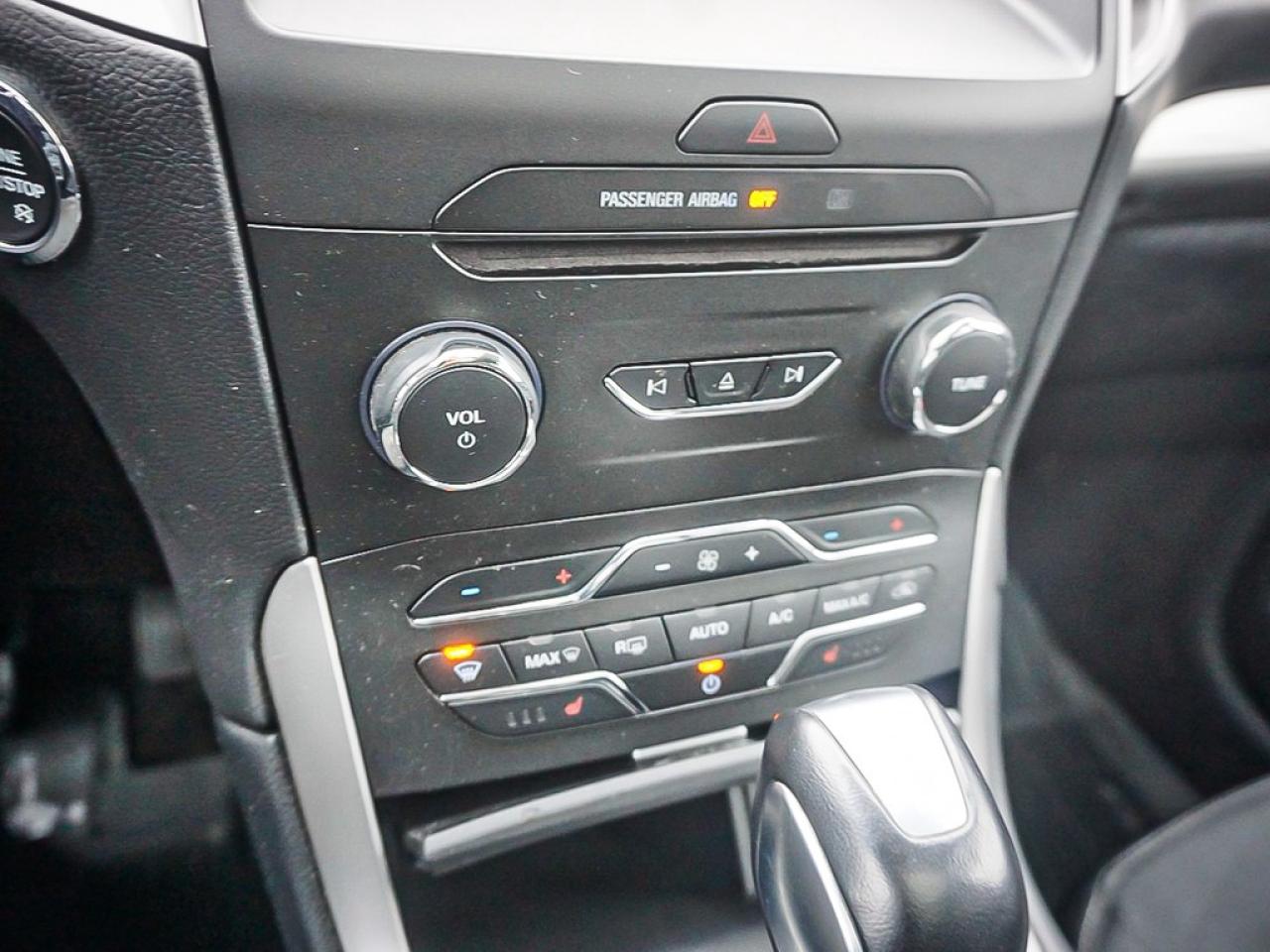 2017 Ford Edge  Photo