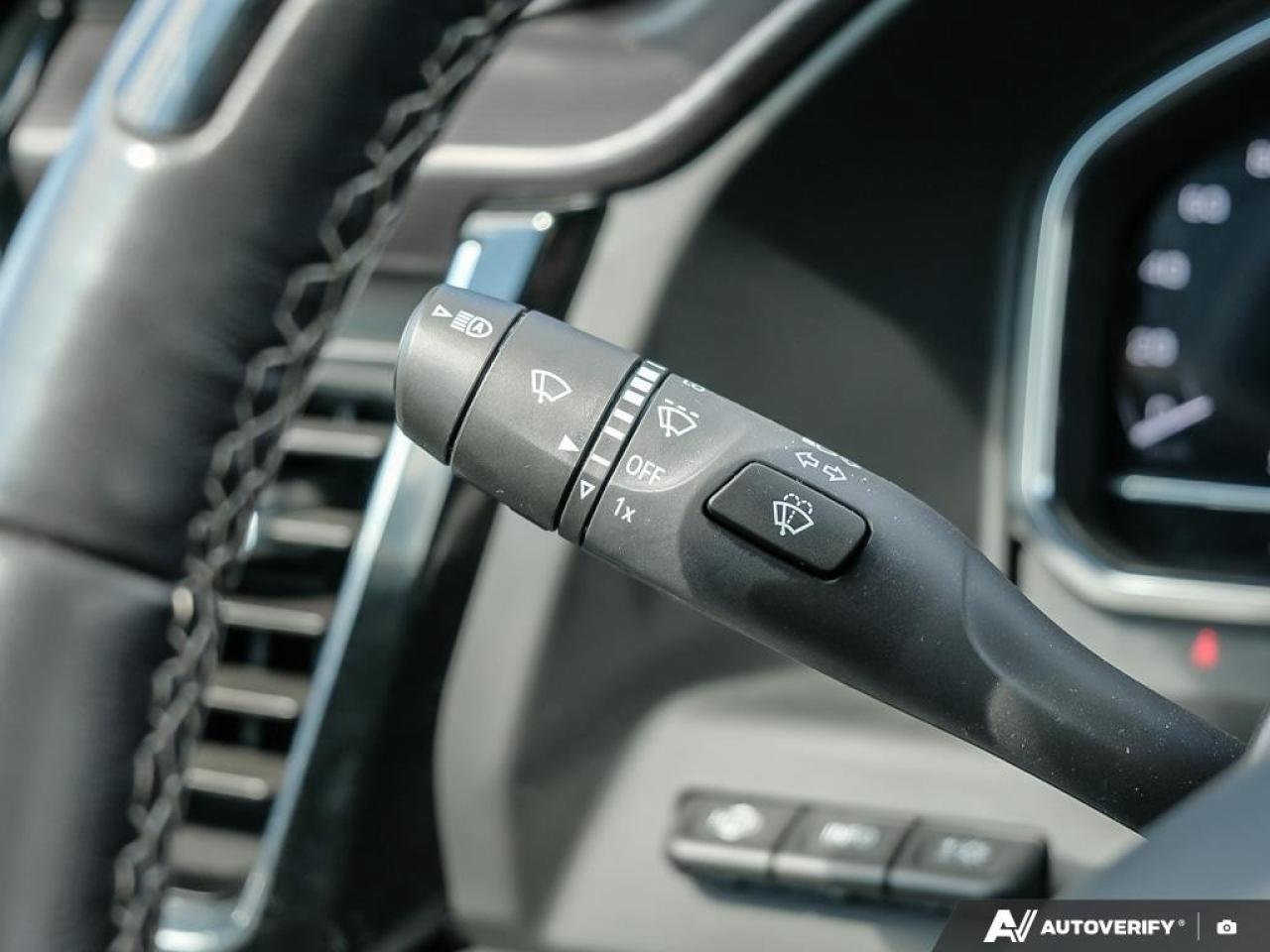 2024 GMC Sierra 1500 Crew Cab Short Box 4-Wheel Drive Denali Ultimate Photo