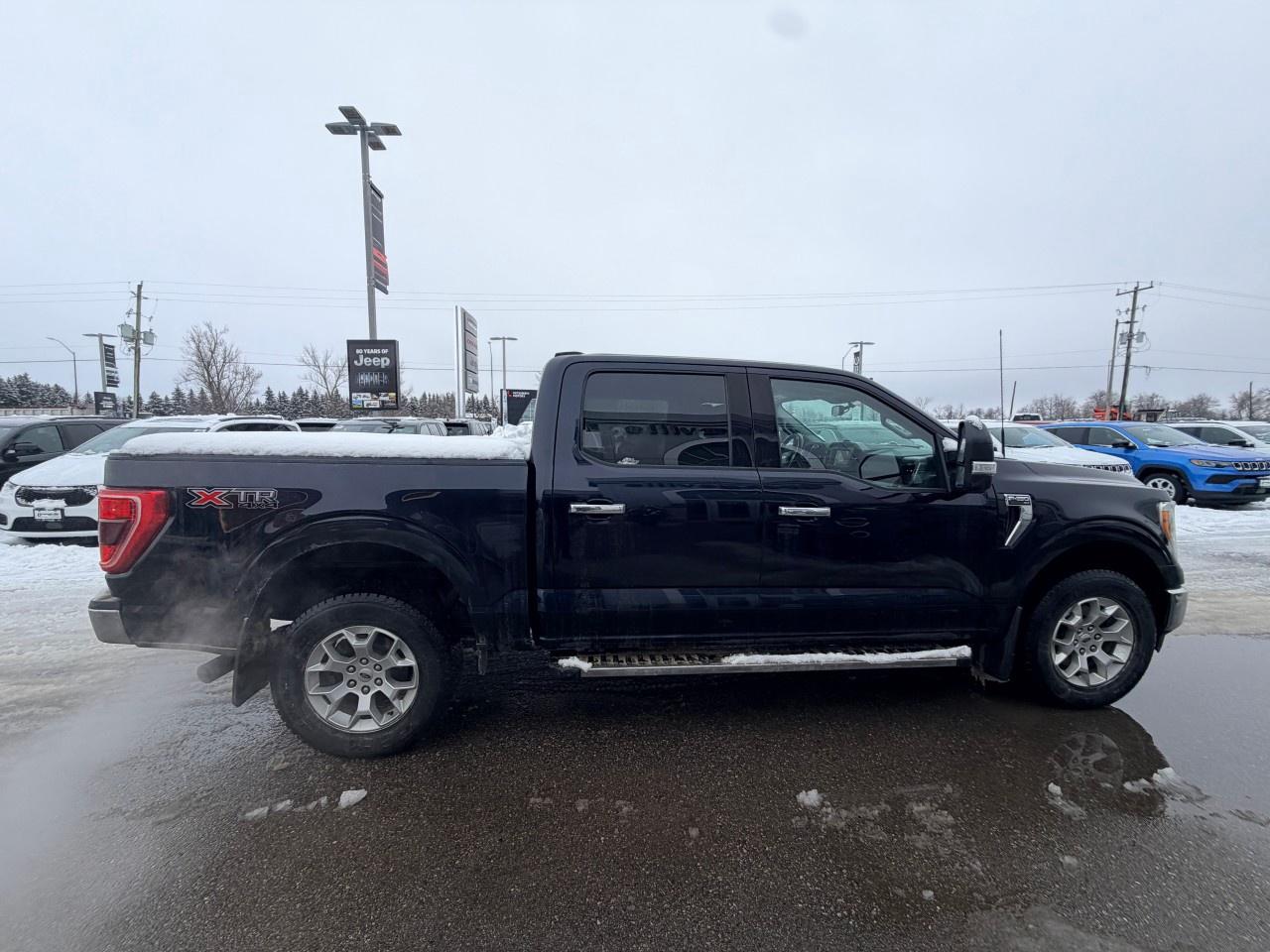 2021 Ford F-150 XLT 4WD SuperCrew 5.5' Box Photo