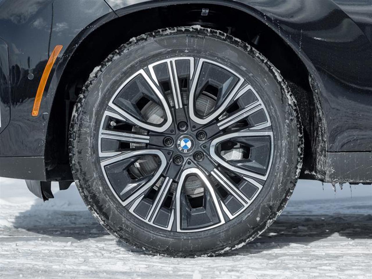 2026 BMW X3 30 xDrive 4dr All-Wheel Drive Sports Activity Vehicle Photo4