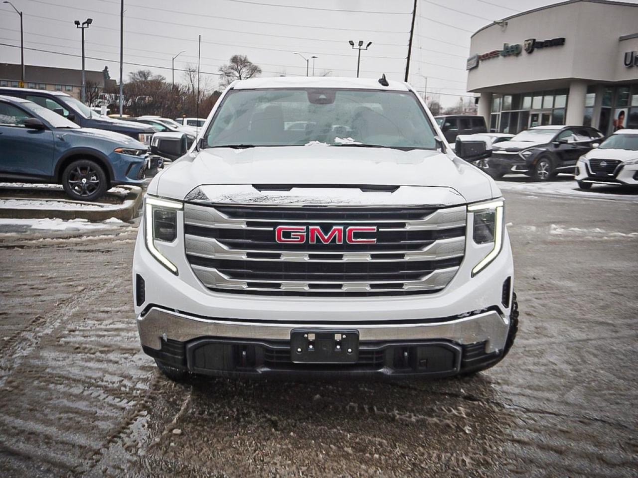 2022 GMC Sierra 1500  Photo2