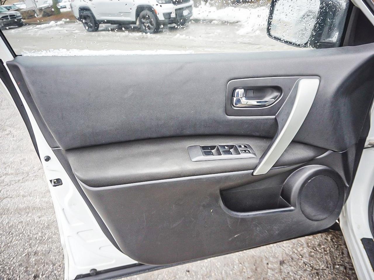 2013 Nissan Rogue  Photo