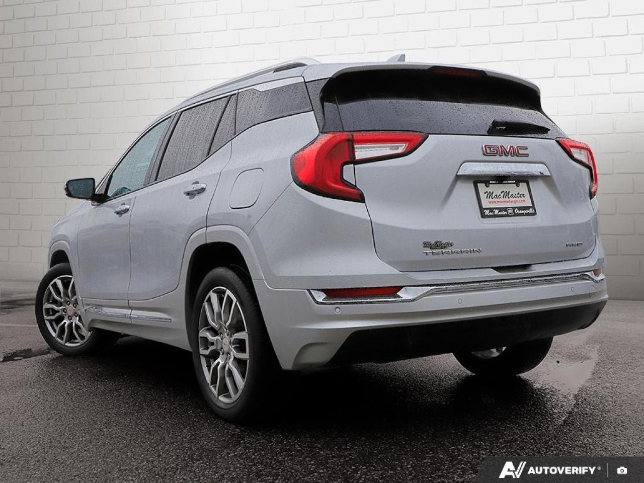 2022 GMC Terrain AWD Denali Photo