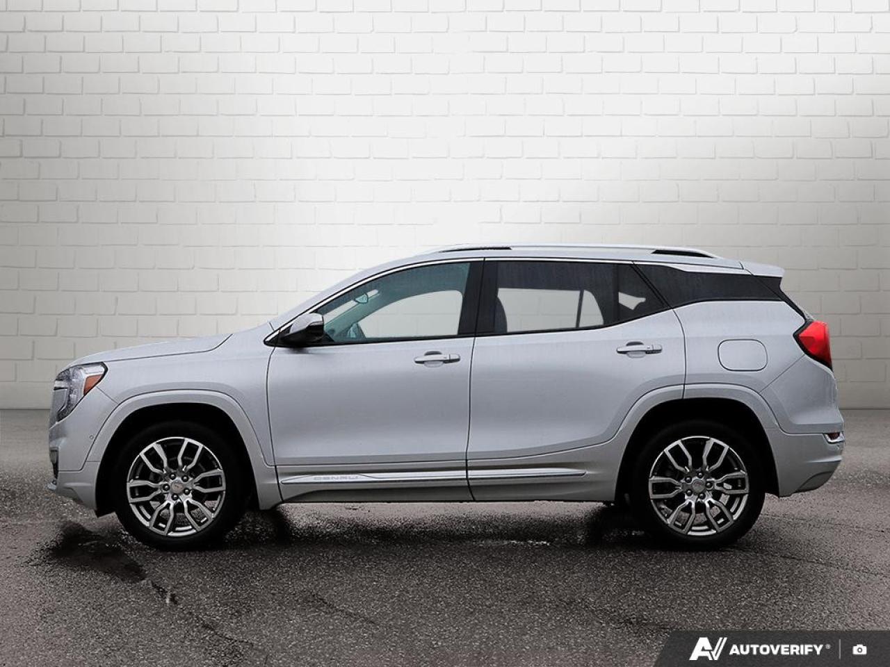 2022 GMC Terrain AWD Denali Photo