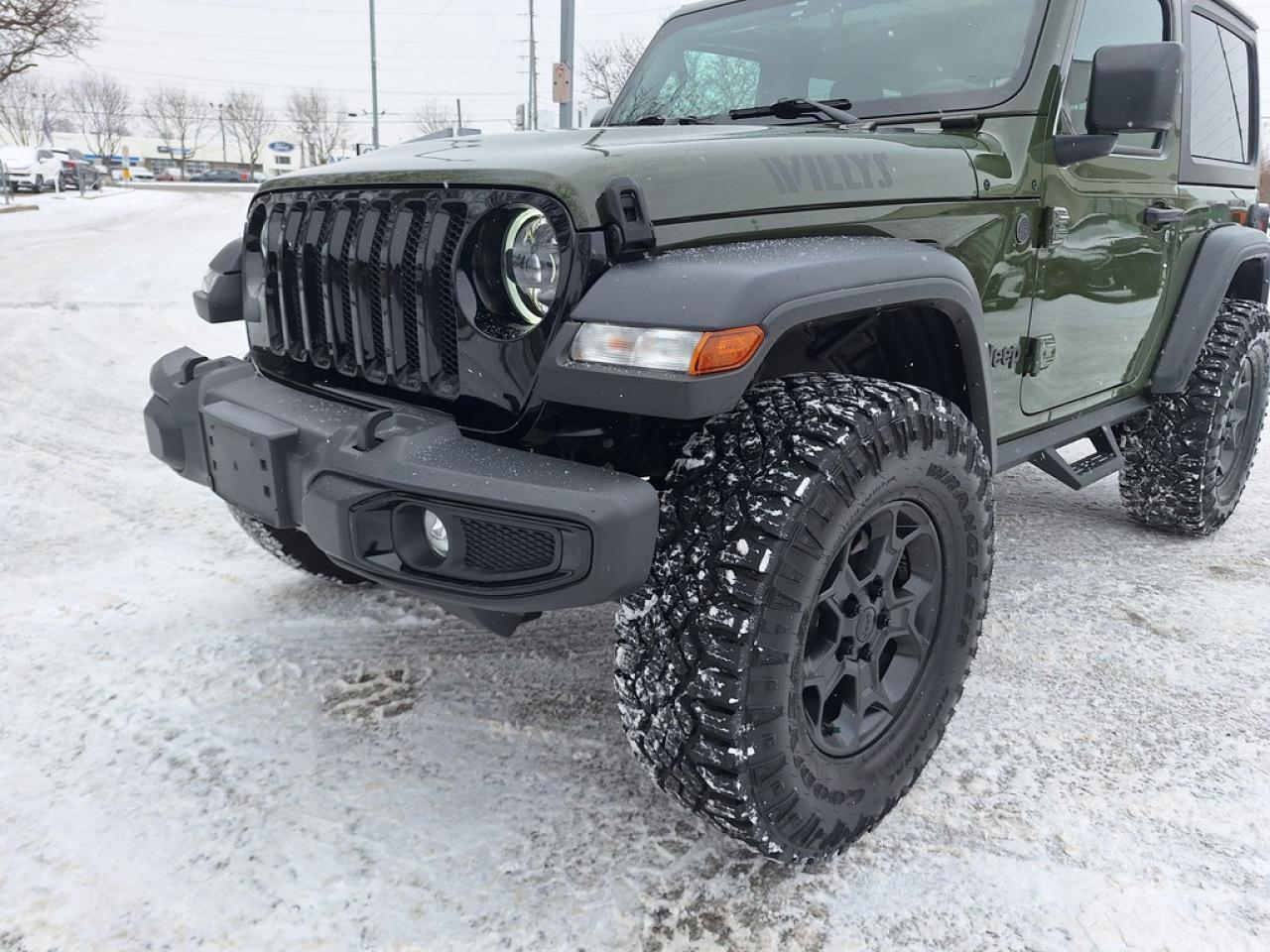 2023 Jeep Wrangler  Photo3