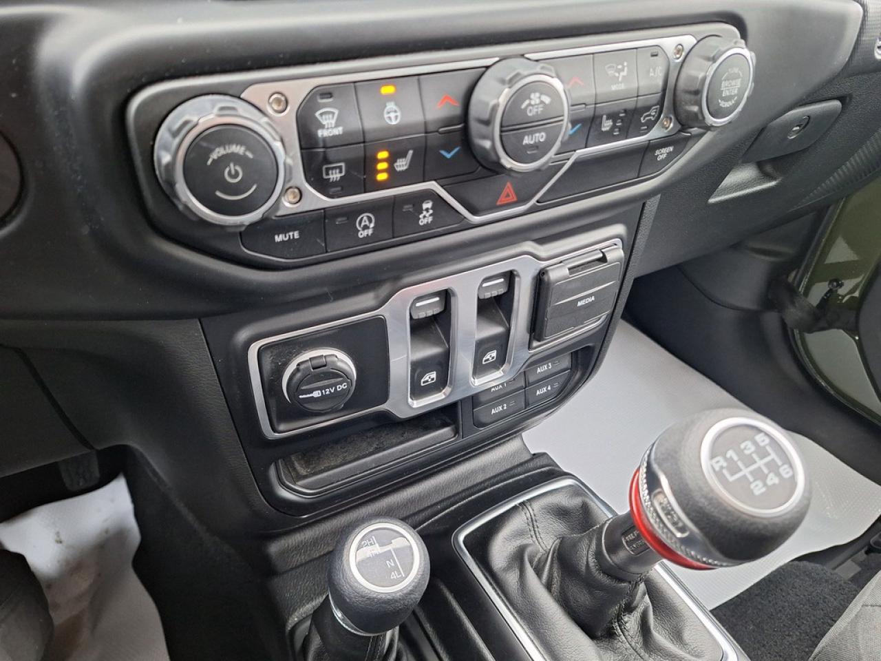 2023 Jeep Wrangler  Photo