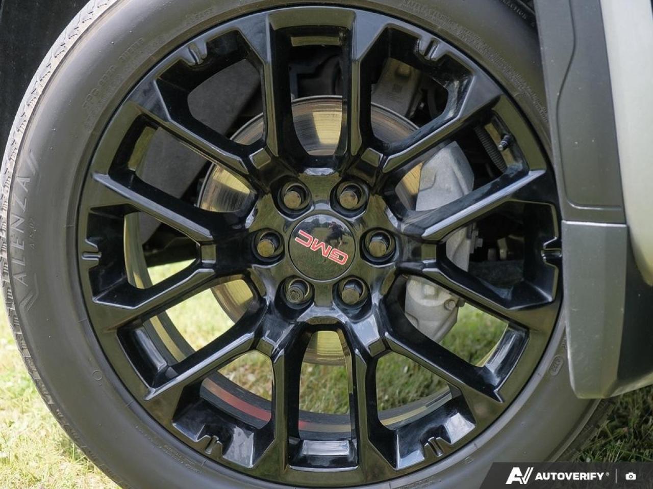 2023 GMC Sierra 1500 Crew Cab Short Box 4-Wheel Drive Denali Photo