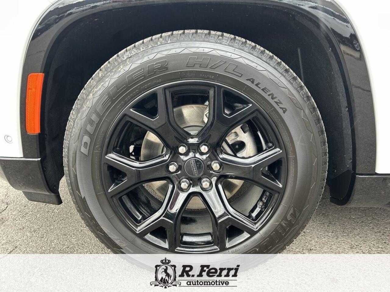 2025 Jeep Wagoneer L Series II Carbide 4dr 4x4 Photo