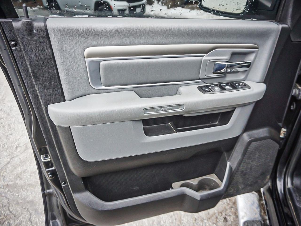 2014 RAM 1500  Photo